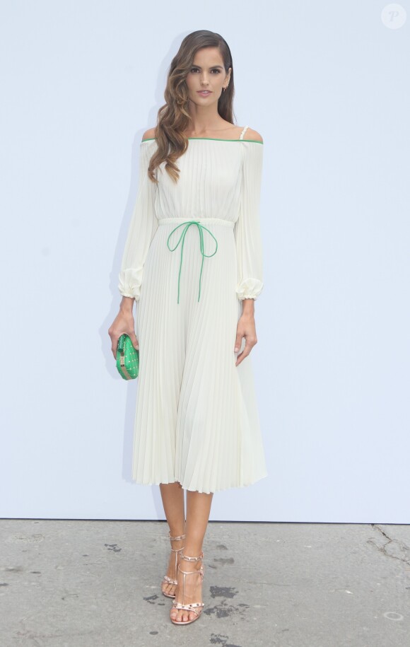Izabel Goulart - Défilé de mode Valentino collection prêt-à-porter Printemps/Eté 2018 lors de la Fashion Week de Paris, le 1er octobre 2017.