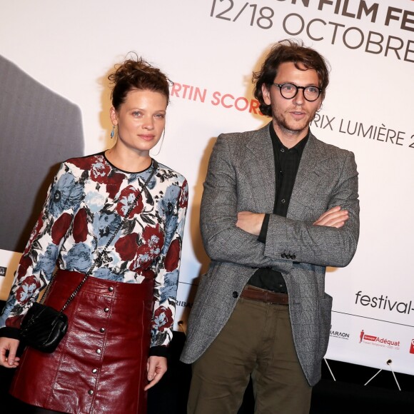 Le chanteur Raphael et sa compagne Mélanie Thierry - Soirée d'ouverture de la 7e édition du Festival Lumière 2015 à la Halle Tony-Garnier à Lyon le 12 octobre 2015.