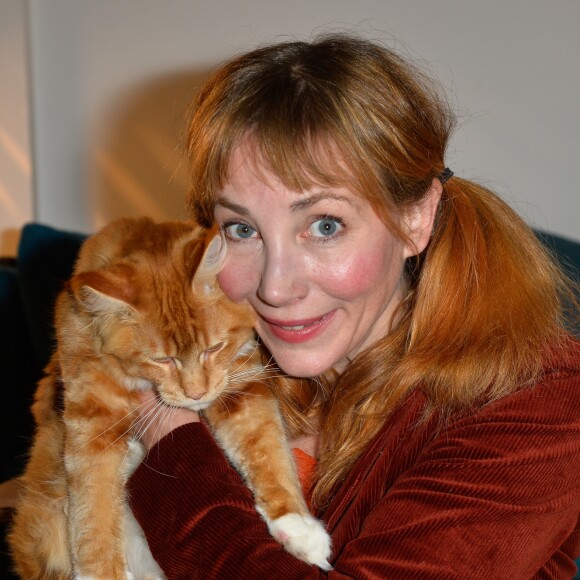 Julie Depardieu - Inauguration de l'espace éphémère de culture féline Chat ! by Royal Canin au coeur du Marais, 6 rue des Archives à Paris, le 5 octobre 2017. Royal Canin, expert du chat et du chien, organise ce grand événement dédié au chat, dans un lieu parisien unique et dédié, du 6 au 20 octobre 2017 © Coadic Guirec/Bestimage