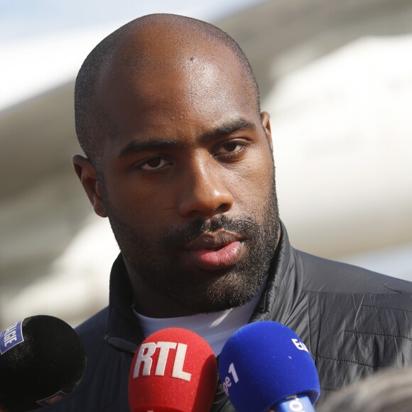 Teddy Riner - La délégation française de retour de Lima après avoir décroché l'organisation des Jeux Olympiques 2024 à l'aéroport de Roissy CDG le 15 septembre 2017