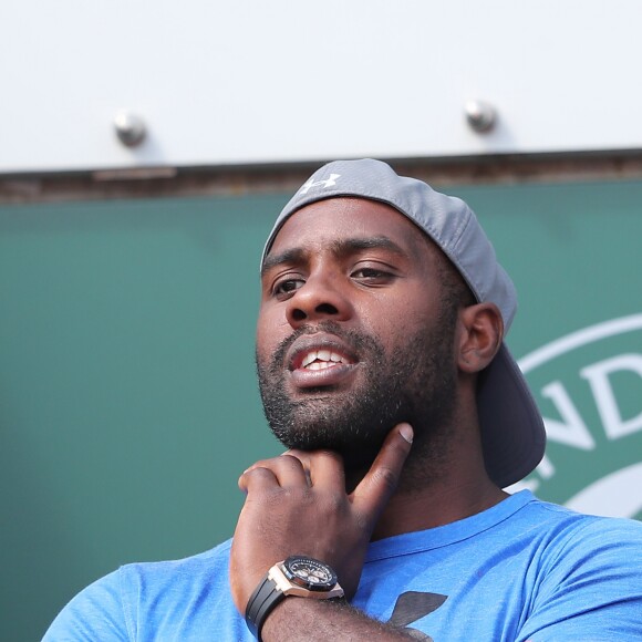 Teddy Riner - Les célébrités dans les tribunes lors des internationaux de France de Roland Garros à Paris, le 4 juin 2017. © Dominique Jacovides-Cyril Moreau/Bestimage
