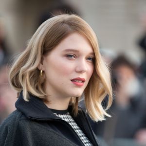 Léa Seydoux - Arrivées au défilé de mode prêt-à-porter automne-hiver 2017/2018 "Louis Vuitton" au Musée du Louvre à Paris. Le 7 mars 2017