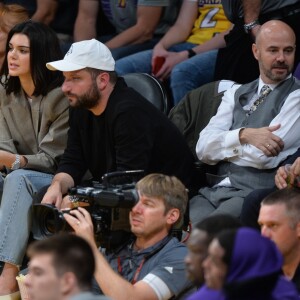 Kendall Jenner assiste au match de NBA Los Angeles Lakers - Los Angeles Clippers au Staples Center à Los Angeles, le 19 octobre 2017.