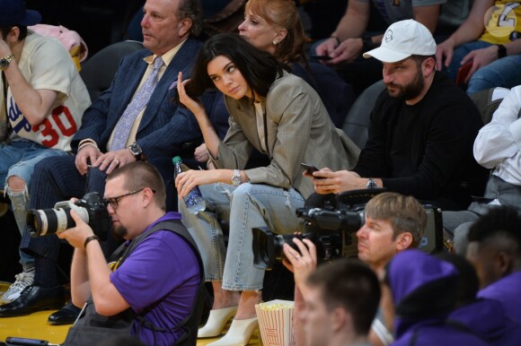 Kendall Jenner assiste au match de NBA Los Angeles Lakers - Los Angeles Clippers au Staples Center à Los Angeles, le 19 octobre 2017.