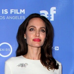 Angelina Jolie lors de la première de "The Breadwinner " au TCL Chinese à Los Angeles le 20 octobre 2017. © AdMedia via ZUMA Wire / Bestimage