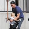 Josh Duhamel est allé prendre le petit-déjeuner avec son fils Axl à Brentwood, le 14 octobre 2017