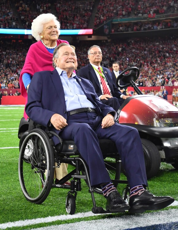George HW Bush et Barbara Bush au Super Bowl à Houston, le 5 février 2017.