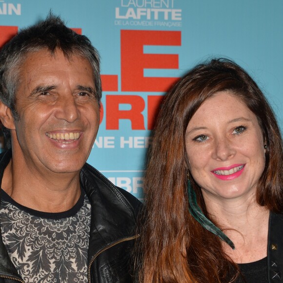 Julien Clerc et sa femme Hélène Grémillon - Avant-première du film "Elle l'adore" au cinéma UGC Normandie à Paris, le 15 septembre 2014.