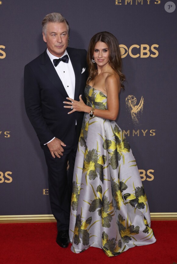 Alec Baldwin et sa femme Hilaria Baldwin - 69ème cérémonie des Emmy Awards au Théâtre Microsoft à Los Angeles. Le 17 septembre 2017.