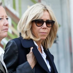 Brigitte Macron, accompagnée de Sophie Cluzel, secrétaire d'État auprès du Premier ministre, chargée des Personnes handicapées, a effectué un déplacement à Nantes sur le thème du handicap. Les deux femmes ont en profité pour déambuler dans les rues de la ville. Nantes, le 27 Octobre 2017 © Dominique Jacovides / Bestimage