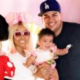 Rob Kardashian et Blac Chyna à Disney avec leur fille Dream - Photo publiée sur Instagram le 19 juin 2017