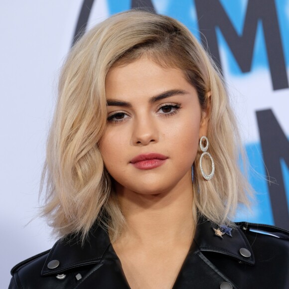 Selena Gomez à la soirée American Music awards 2017 au théâtre Microsoft à Los Angeles, le 19 novembre 2017 © Chris Delmas/Bestimage