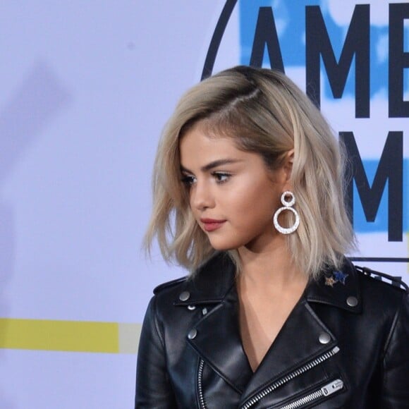 Selena Gomez à la soirée American Music awards 2017 au théâtre Microsoft à Los Angeles, le 19 novembre 2017.