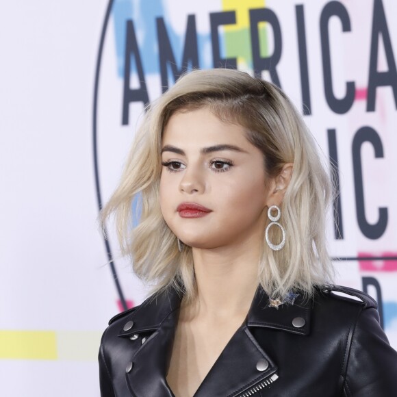 Selena Gomez à la soirée American Music awards 2017 au théâtre Microsoft à Los Angeles, le 19 novembre 2017.