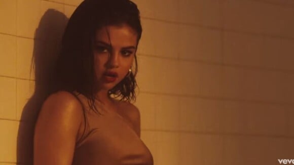 Clip du titre "Wolves" de Selena Gomez et Marshmello.
