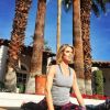 Sylvie Tellier prend la pose à "La Quinta Resort & Club", l'hôtel où elle séjourne avec les Miss régionales en Californie.