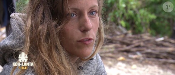 Mélanie dans "Koh-Lanta Fidji" (TF1), vendredi 24 novembre 2017.