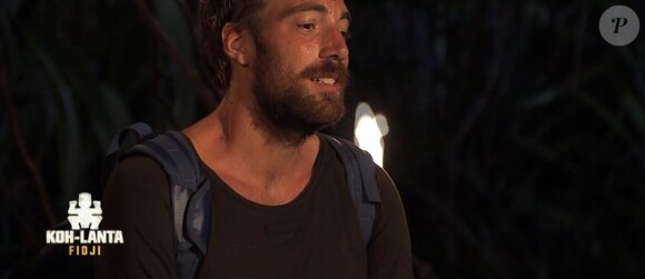Romain dans "Koh-Lanta Fidji" (TF1), vendredi 24 novembre 2017.