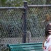 Exclusif - Kellan Lutz et sa fiancée Brittany Gonzales se promènent avec leur chien au parc, Brittany porte sa bague de fiançaille, à Los Angeles le 2 novembre 2017. © CPA/Bestimage