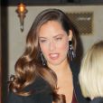 L'ancienne joueuse de tennis serbe Ana Ivanovic à la sortie de son hôtel à New York. Ana se rend à la soirée d'ouverture de Intimissimi. Le 18 octobre 2017  Retired Serbian tennis player Ana Ivanovic is seen wearing a beautiful red dress while leaving her hotel in New York City. Ana was heading to the Intimissimi Grand Opening. 18th october 201718/10/2017 - New York
