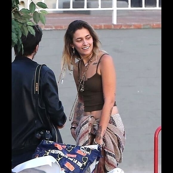 Exclusif - Paris Jackson se balade à Los Angeles, le 14 novembre 2017