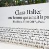 - Dévoilement de la stèle de la tombe de feu Clara Halter au cimetière Parisien de Bagneux le 3 décembre 2017. Sur la tombe de Clara Halter est écrit le mot paix en plusieurs langues dont l'hébreu et l'arabe. © Erez Lichtfeld/Bestimage