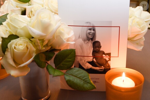 Exclusif - Illustration - Dîner pour le lancement du fond "Enfants à Coeur - Mireille Darc" au profit de La Chaîne de l'Espoir au Pavillon Ledoyen à Paris. Le 29 novembre 2017. Chaque table portait le nom d'un film de Mireille Darc. © Olivier Borde-Coadic Guirec / Bestimage