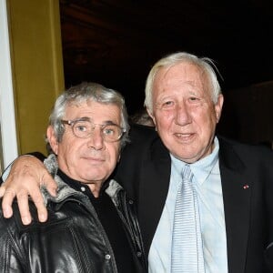 Exclusif - Michel Boujenah et le chirurgien cardiaque Alain Deloche (Fondateur de La Chaîne de l'Espoir) - Dîner pour le lancement du fond "Enfants à Coeur - Mireille Darc" au profit de La Chaîne de l'Espoir au Pavillon Ledoyen à Paris. Le 29 novembre 2017. Chaque table portait le nom d'un film de Mireille Darc. © Olivier Borde-Coadic Guirec / Bestimage