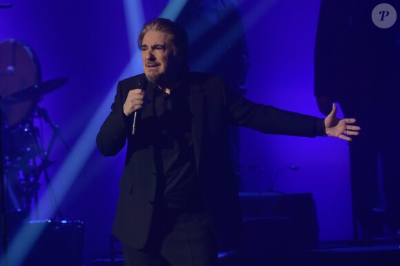 Exclusif - Concert de Serge Lama à la salle Pleyel à Paris - Jour 2. Le 24 novembre 2017 © Giancarlo Gorassini / Bestimage