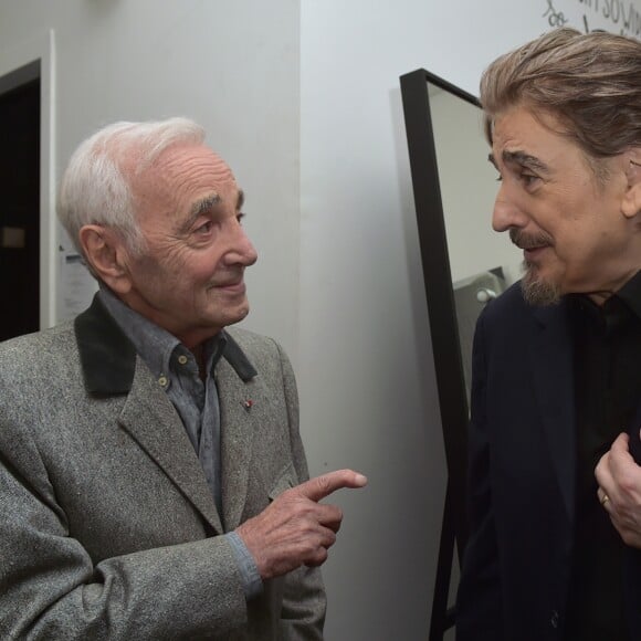 Exclusif - Charles Aznavour et Serge Lama - Concert de Serge Lama à la salle Pleyel à Paris - Jour 4. Le 26 novembre 2017 © Giancarlo Gorassini / Bestimage