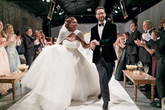 Serena Williams et Alexis Ohanian mariés en novembre 2017 après deux ans de relation. Le photographe Allan Zepeda a partagé cette photo du mariage sur son compte Instagram. 