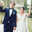  Antoine Griezmann et Erika, mariés en juin 2017 après six ans de romance. Photo partagée sur les réseaux sociaux le 19 juin. 