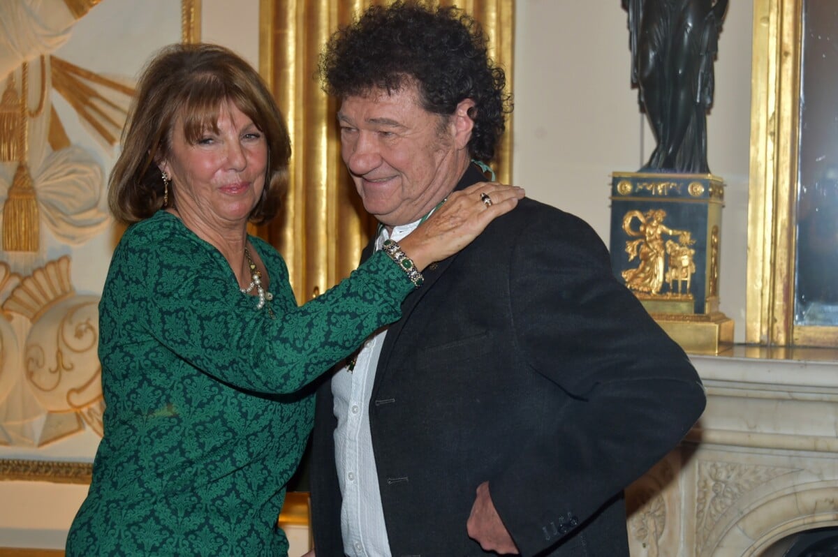 Photo Robert Charlebois avec sa femme Laurence R. Charlebois a été