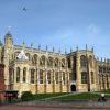 Vue de la chapelle St George au château de Windsor, dans le Berkshire en Angleterre, en avril 2008. Le prince Harry et Meghan Markle y célébreront leur mariage en mai 2018.