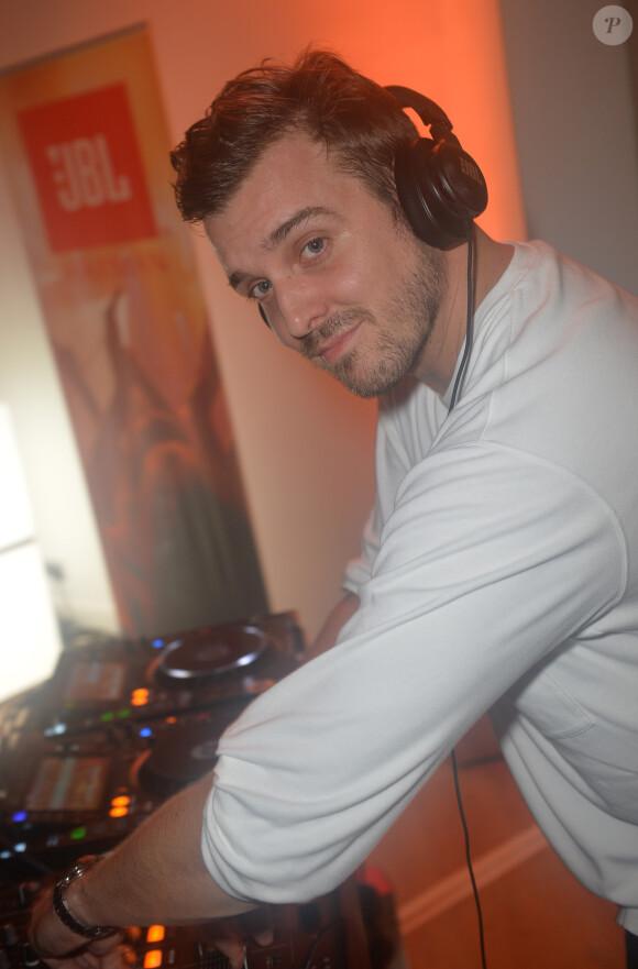 Exclusif - Feder (Hadrien Federiconi) - Soirée chez Feder pour la marque JBL à Paris, France, le 13 décembre 2017. © Veeren/Bestimage