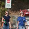 Exclusif - Reese Witherspoon, son mari Jim Toth, sa fille Ava sont allés encourager le petit Tennessee à son match de football à Santa Monica, le 28 octobre 2017