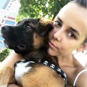 Pauline Ducruet et sa chienne Mala encore bébé sur Instagram