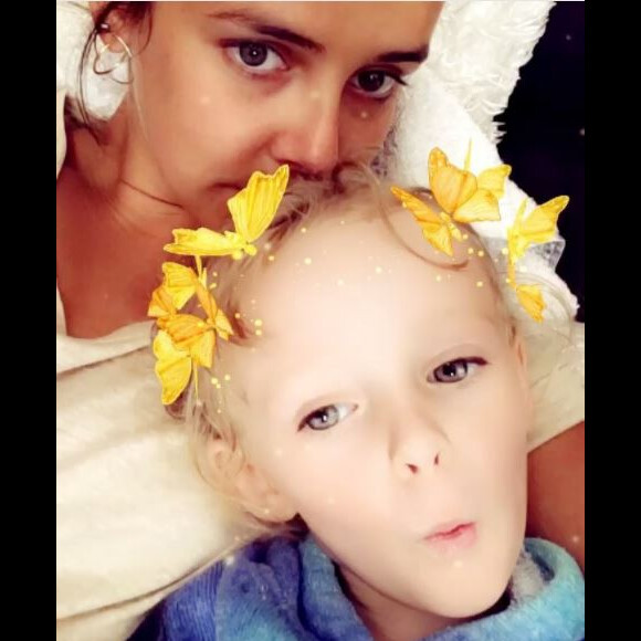 Pauline Ducruet et sa demi-soeur Linoué, fille de Daniel Ducruet et de sa compagne Kelly, sur Instagram le 17 août 2016
