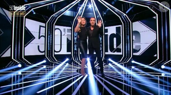 Sandrine Quétier accompagnée de Nikos Aliagas lors de sa dernière sur TF1 dans "50' Inside" samedi 30 décembre 2017.