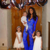 Jade Lagardère et ses trois enfants fêtent le Nouvel An. Janvier 2018.