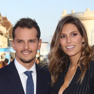 Laury Thilleman (Miss France 2011) et son compagnon Juan Arbelaez - Tapis rouge avant la projection de "Good Time" lors 43ème Festival du Cinema Americain de Deauville le 2 septembre 2017. © Denis Guignebourg/Bestimage  Red carpet before the screening of "Good Time" at the 43rd American Cinema Festival of Deauville on September 2, 2017.02/09/2017 - Deauville