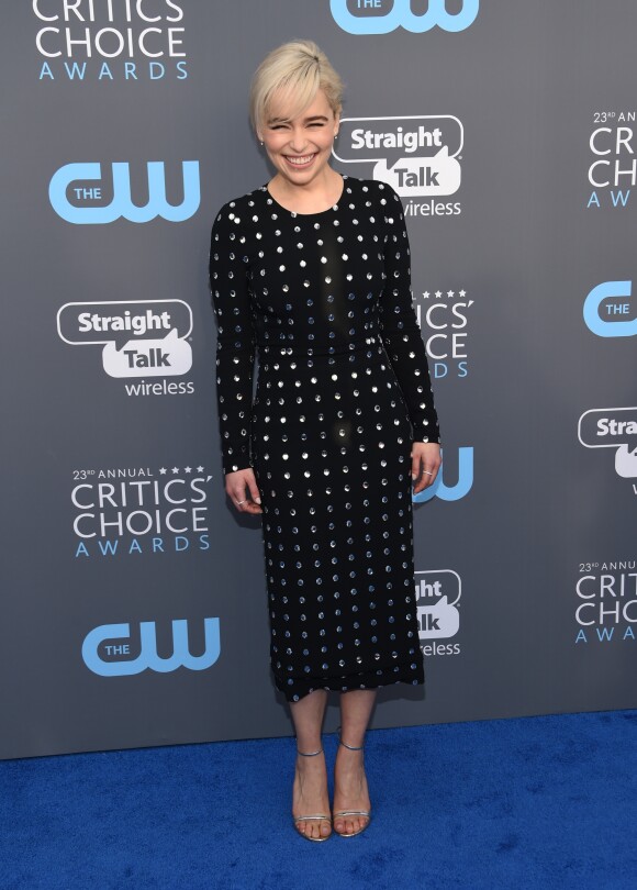 Emilia Clarke lors des "23ème Critics Choice Awards" au Barker Hangar à Los Angeles, le 11 janvier 2018. © Chris Delmas/Bestimage