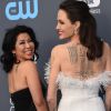 Angelina Jolie, Loung Ung lors des "23ème Critics Choice Awards" au Barker Hangar à Los Angeles, le 11 janvier 2018. © Chris Delmas/Bestimage