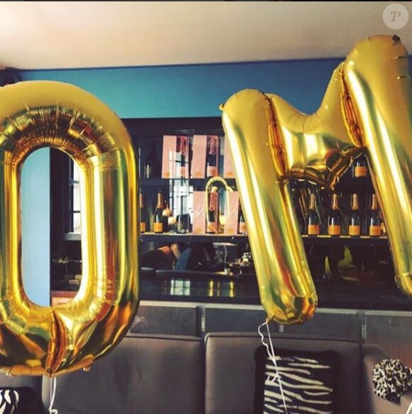 Ophélie Meunier fête un événement avec ses amies proches, Instagram, 13 janvier 2018