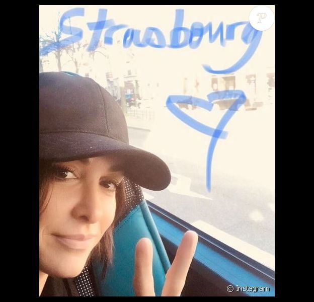 Jenifer annonce être arrivée à Strasbourg pour les répétitions du nouveau spectacle des Enfoirés. Instagram, le 15 janvier 2018.
