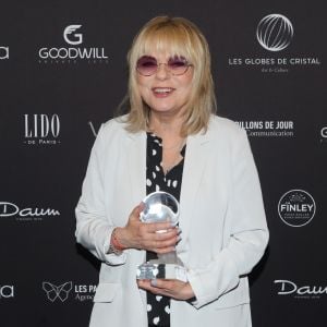 France Gall à la press Room de la 11ème cérémonie des Globes de Cristal au Lido à Paris le 30 janvier 2017. © CVS / Bestimage