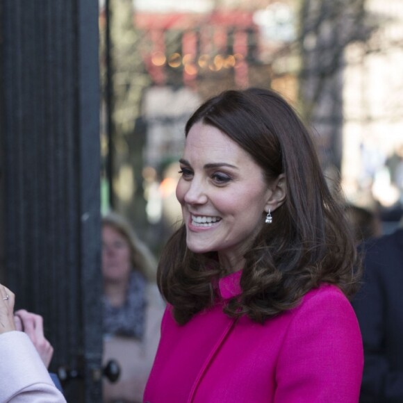 Le prince William, duc de Cambridge, et sa femme Kate Middleton (enceinte) lors d'une visite de la ville de Coventry le 16 janvier 2018, dans le cadre de l'opération "city's 2021 Culture Honour".