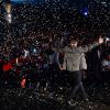 Hugh Jackman fait le show pendant la première de "The Greatest Showman" à Paris, le 17 janvier 2018. © Guirec Coadic/Bestimage