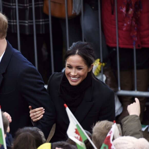 Le prince Harry et Meghan Markle en visite au château de Cardiff le 18 janvier 2018.