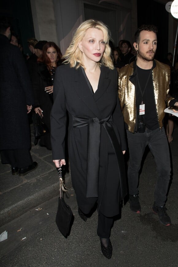 Semi-exclusif - Courtney Love lors de la soirée d'inauguration de l'YSL Beauty Hotel éphémère par Yves Saint Laurent Beauté, le 17 janvier 2018 place de la Madeleine à Paris.